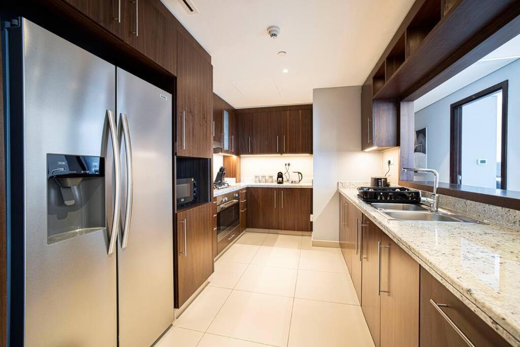 Апартаменты Magnificent Brand New Lux 3Br Burj & Fountain View Дубай Экстерьер фото